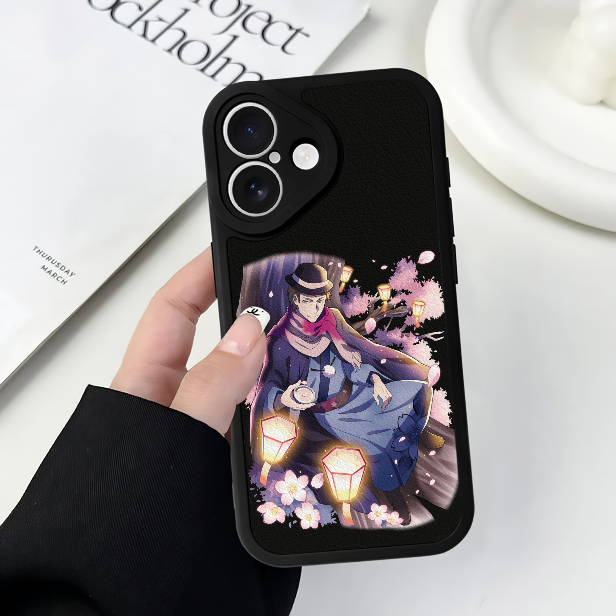 （画像用） 文豪ストレイドッグス Bungo Stray Dogs 【iPhone 16シリーズ対応】シリコンスマホケース（レザー調） 材質：シリコン